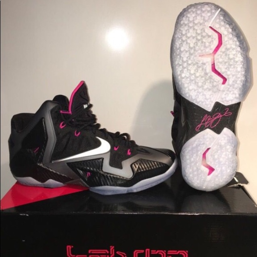 Lebron Miami Nights Sz 11 - New Condition!